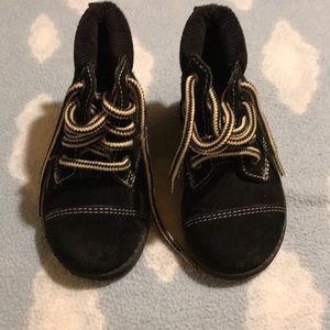 Vintage-Authentic Kids-Black Suede Boots-5 Months